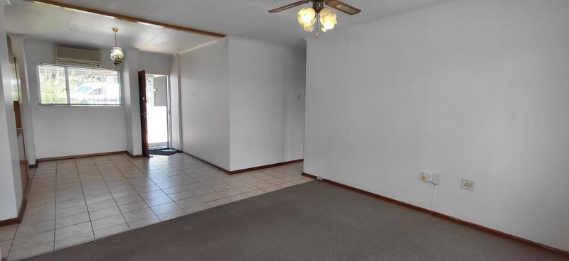 3 Bedroom Property for Sale in Langenhovenpark Free State